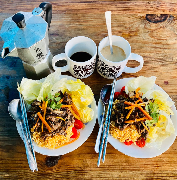 Chỉ mất 15-30 phút để nấu một bữa sáng đầy đủ tại nhà. (Ảnh nhân vật cung cấp)